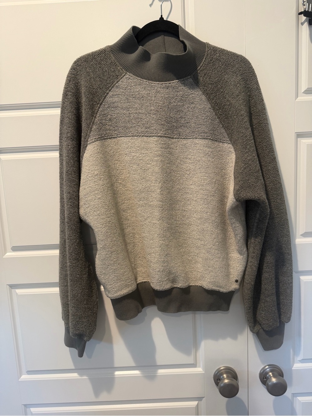 Prana Flint Brook Pullover Mock Neck Grey Toned Wool Blend OverSized Size Medium